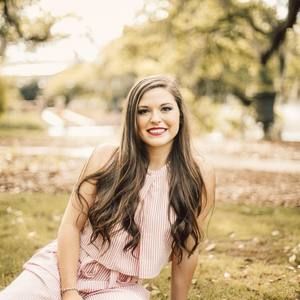 Meet your Posher, Sarabeth